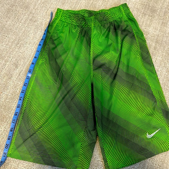 Nike Dri Fit 21” short. Lime green and black - Picture 1 of 5